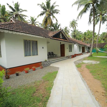 דירות Mundrothuruth Prakruthi Residency Munroeisland מראה חיצוני תמונה
