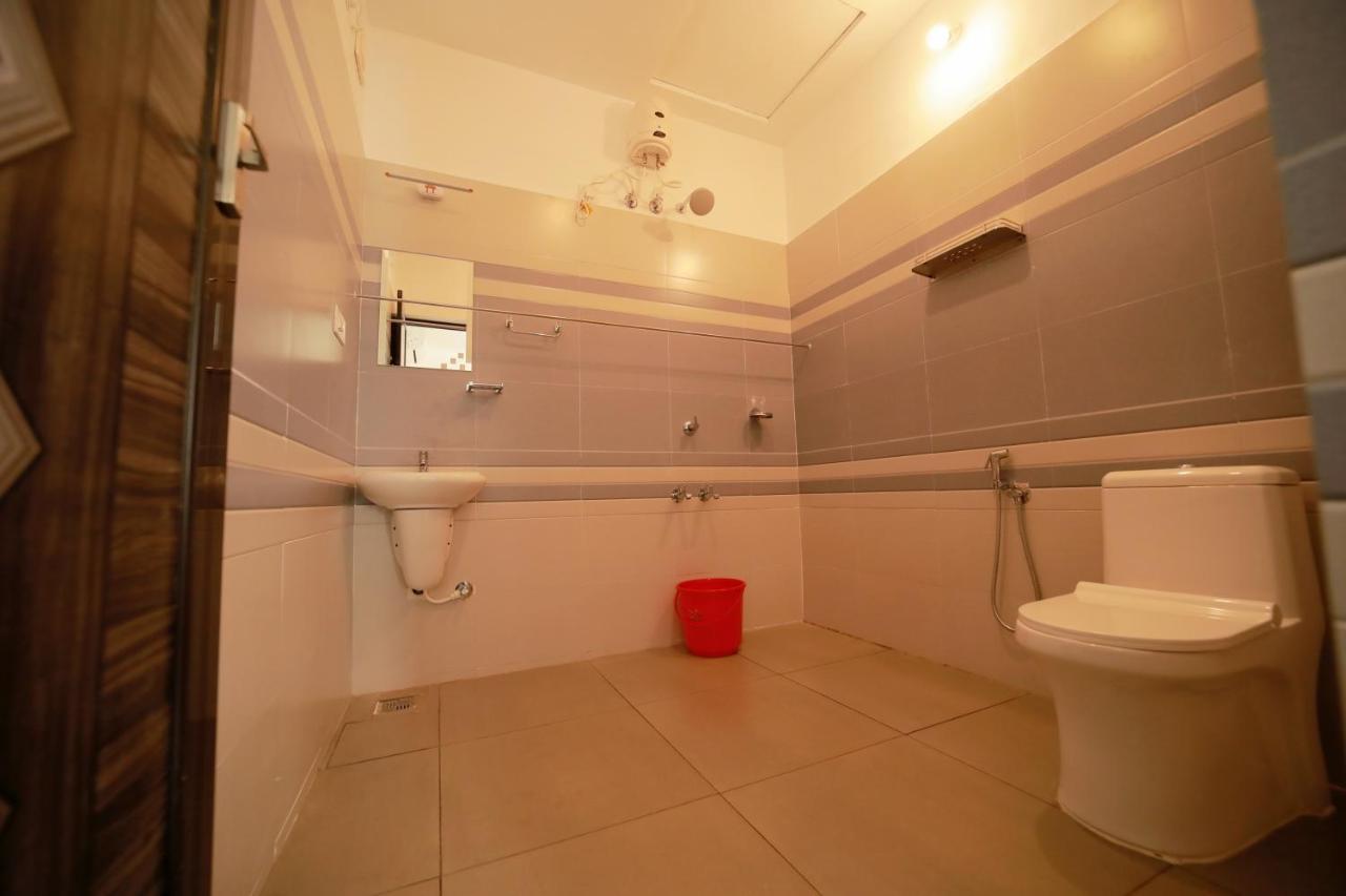 דירות Mundrothuruth Prakruthi Residency Munroeisland מראה חיצוני תמונה